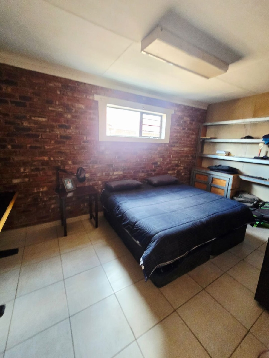 2 Bedroom Property for Sale in La Hoff North West